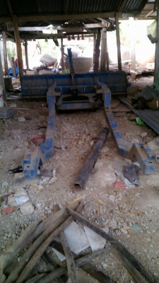 ผานดันหน้าก.เกษตรใส่6610สองเพลา