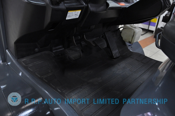 ขายรถโฟล์คลิฟท์มือสอง TOYOTA รุ่น 8FD25-12254 ราคา 520,000 บาท นำเข้าจากประเทศญี่ปุ่น 100\% ไม่เคยใช้งานในไทย