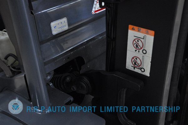 ขายรถโฟล์คลิฟท์มือสอง TOYOTA รุ่น 8FD25-12254 ราคา 520,000 บาท นำเข้าจากประเทศญี่ปุ่น 100\% ไม่เคยใช้งานในไทย