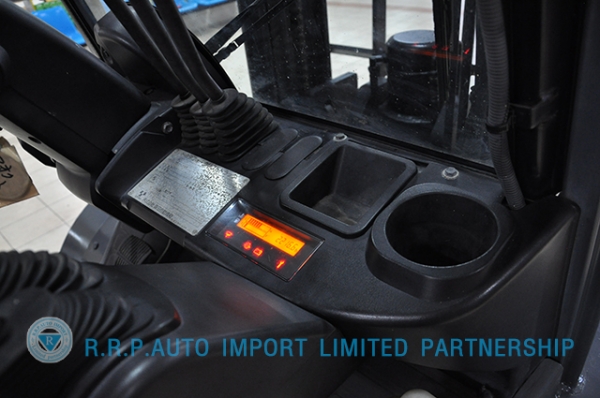 ขายรถโฟล์คลิฟท์มือสอง TOYOTA รุ่น 8FD25-12254 ราคา 520,000 บาท นำเข้าจากประเทศญี่ปุ่น 100\% ไม่เคยใช้งานในไทย