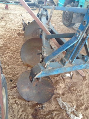 ขายผานบุกเบิก SBT  ผาน 3/26 โครง 4 ติดมากับฟร์อด 6610