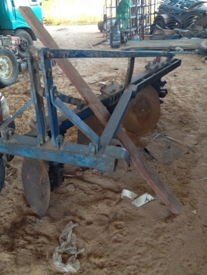 ขายผานบุกเบิก SBT  ผาน 3/26 โครง 4 ติดมากับฟร์อด 6610