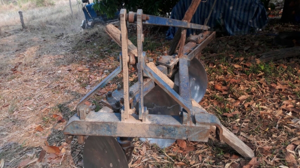 ขายผานบุกเบิก SBT  ผาน 3/26 โครง 4 ติดมากับฟร์อด 6610