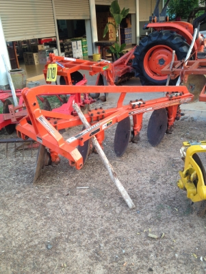 ขายผานบุกเบิก DP 224F ตราช้าง  สภาพพร้อมใช้