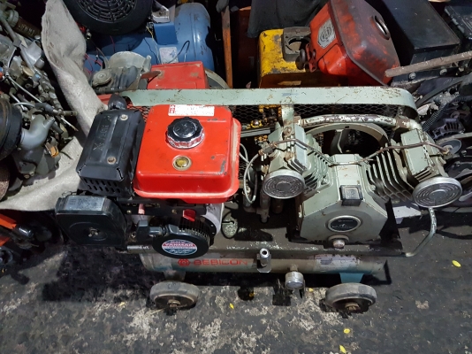 ปั้มลม iwata พร้อมเครื่อง yanmar เก่าญี่ปุ่น