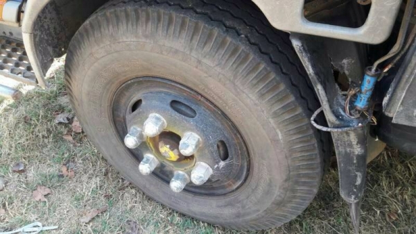 ขายรถบรรทุกหกล้อ Mitsubishi CANTER MMTFE657GTC URO1 รถปี 41 เครื่อง 4D33-120 แรง เดิมๆ ตามรุ่น เครื่องดี แชสซีสวย ยางเต็ม กะบะช่วงยาว 5 เมตร ขายรถบรรทุกหกล้อ Mitsubishi CANTER MMTFE657GTC URO1 รถปี 41 เครื่อง 4D33-120 แรง เดิมๆ ตามรุ่น เครื่องดี แชสซีสวย ยางเต็ม กะบะช่วงยาว 5 เมตร