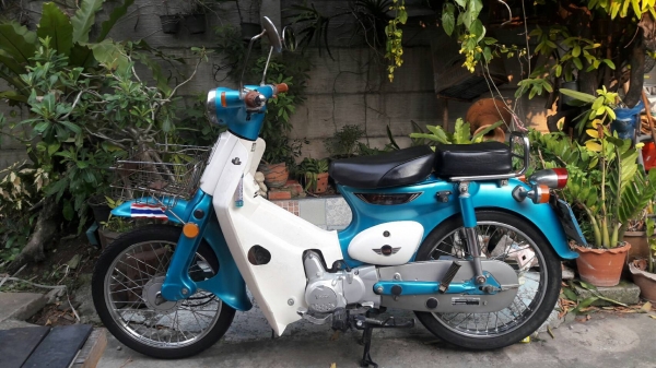 ขายรถมอไซค์รถปี53 มีทะเบียนโอนได้