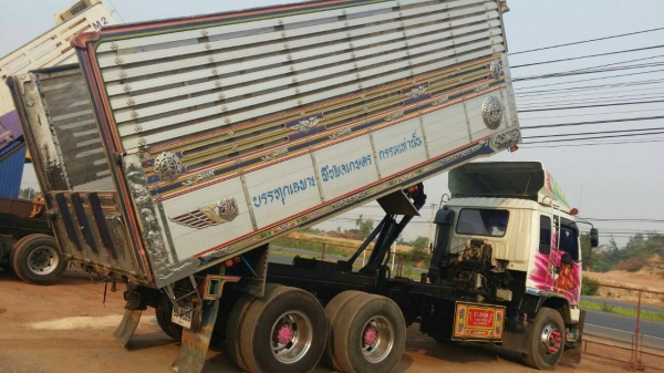 ขายรถบรรทุก 22 ล้อ พ่วงแม่ลูก-ดั๊มพ์ ยี่ห้อ ISUZU DEGA 320 แรงม้า ปี 2549 ( การันตีรถสวยจริงๆ  เจ้าของขายเอง )