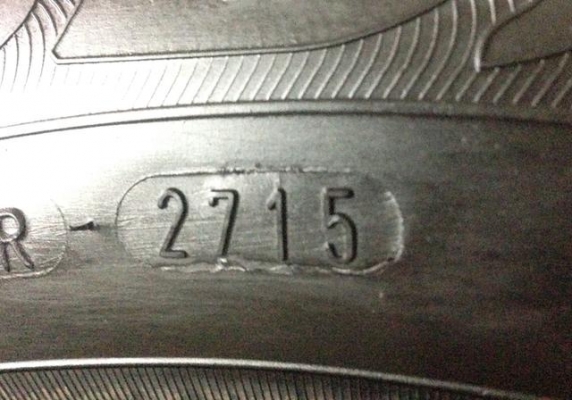 แม็ก Honda Jazz Hybrid พร้อมยาง 175-65-15 ปี 15 แม็ก Honda Jazz Hybrid พร้อมยาง 175-65-15 ปี 15