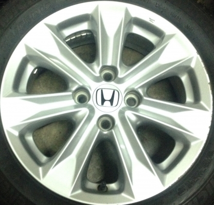 แม็ก Honda Jazz Hybrid พร้อมยาง 175-65-15 ปี 15 แม็ก Honda Jazz Hybrid พร้อมยาง 175-65-15 ปี 15