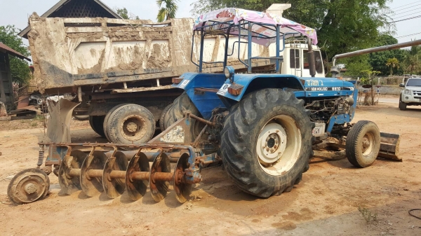 ขาย 290,000 รถไถ FORD 6610 เสื้อลาย เครื่องดีปั้มโรตารี่ รถใช้งานอยู่ประจำ เอกสารเล่มทะเบียนครบ อุปกรณ์มีผานดันหน้า และผาน 6 ขาย 290,000 รถไถ FORD 6610 เสื้อลาย เครื่องดีปั้มโรตารี่ รถใช้งานอยู่ประจำ เอกสารเล่มทะเบียนครบ อุปกรณ์มีผานดันหน้า และผาน 6