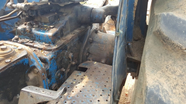 ขาย 290,000 รถไถ FORD 6610 เสื้อลาย เครื่องดีปั้มโรตารี่ รถใช้งานอยู่ประจำ เอกสารเล่มทะเบียนครบ อุปกรณ์มีผานดันหน้า และผาน 6 ขาย 290,000 รถไถ FORD 6610 เสื้อลาย เครื่องดีปั้มโรตารี่ รถใช้งานอยู่ประจำ เอกสารเล่มทะเบียนครบ อุปกรณ์มีผานดันหน้า และผาน 6