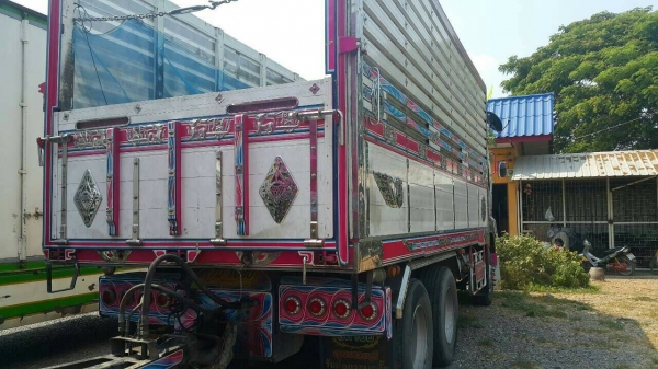 ขายรถบรรทุก 22 ล้อ พ่วงแม่ลูก-ดั๊มพ์ ยี่ห้อ ISUZU DEGA FXZ 360 แรงม้า ปี 2557  ( การันตีรถสวยจริงๆ  เจ้าของขายเอง )