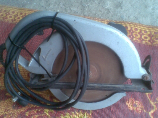 ขายเครื่องตัด Makita 5201N