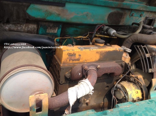 FROM JAPANรถขุด KOMATSU PC50UU-1/ คอนโทรลลูกหมาก /ปั๊มเฟือง 3ตอน ราคา 295,000 บาท สนใจรีบติดต่อ 0819337688