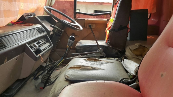 ขาย 10 ล้อดั้ม ไอ้หลงเทอร์โบ FN527M-TF4055 เครื่องเดิม 6D16 220 แรงม้า เกียร์ 10 สปีดเสื้อลาย คัสซีสวยตลอดเส้น รถใช้งานอยู่ เอกสารเล่มทะเบียนครบพร้อมโอน ราคาต่อรองได้ ขาย 10 ล้อดั้ม ไอ้หลงเทอร์โบ FN527M-TF4055 เครื่องเดิม 6D16 220 แรงม้า เกียร์ 10 สปีดเสื้อลาย คัสซีสวยตลอดเส้น รถใช้งานอยู่ เอกสารเล่มทะเบียนครบพร้อมโอน ราคาต่อรองได้