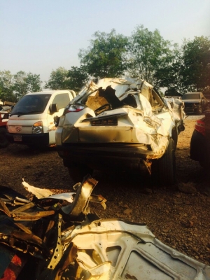 ซากปาเจโร่โฟร์วิน เครื่อง2500 ออโต้ ถอดเเยกอะไหลทุกอย่างมีหลายรุ่นทั้งเก๋งเเละกระบะเก่าเเละใหม่