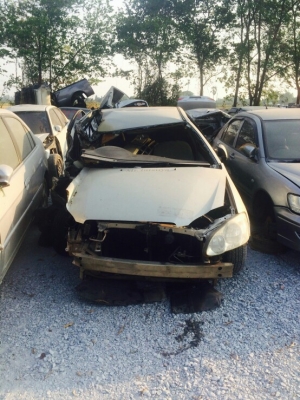 ซากออติด เครื่อง1600 ออโต้ถอดเเยกเป็นอะไหลทุกอย่างทั้งคันมีหลายรุ่นทั้งเก๋งเเละกระบะ ซากออติด เครื่อง1600 ออโต้ถอดเเยกเป็นอะไหลทุกอย่างทั้งคันมีหลายรุ่นทั้งเก๋งเเละกระบะ