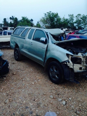 ซากวีโก้เเชมป์ถอดเเยกขายอะไหลทุกอย่างทั้งคันมีหลายรุ่นเก๋งเเละกระบะเก่าเเละใหม่