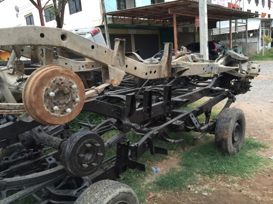 ขายแชซซีรถปิ๊กอั้ฟพร้อมช่วงล่าง ISUZU TOYOTA NISSAN ขายแชซซีรถปิ๊กอั้ฟพร้อมช่วงล่าง ISUZU TOYOTA NISSAN