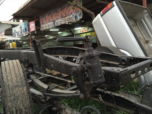 ขายแชซซีรถปิ๊กอั้ฟพร้อมช่วงล่าง  ISUZU TOYOTA NISSAN