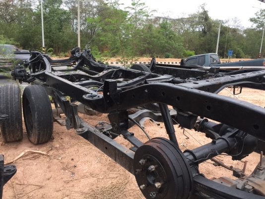 ขายแชซซีรถปิ๊กอั้ฟพร้อมช่วงล่าง ISUZU TOYOTA NISSAN ขายแชซซีรถปิ๊กอั้ฟพร้อมช่วงล่าง ISUZU TOYOTA NISSAN