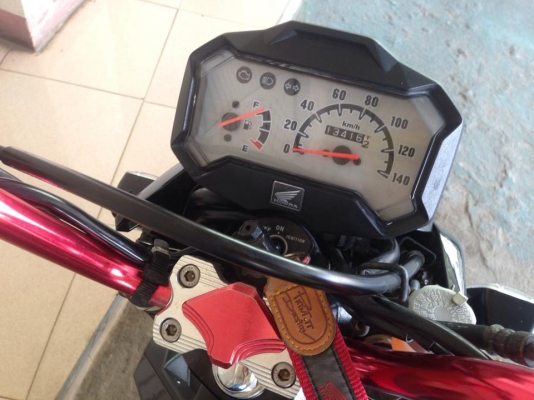 __ZOOMER X ปี13 คอมบายเบรค ดำแดง 33,000บาท__