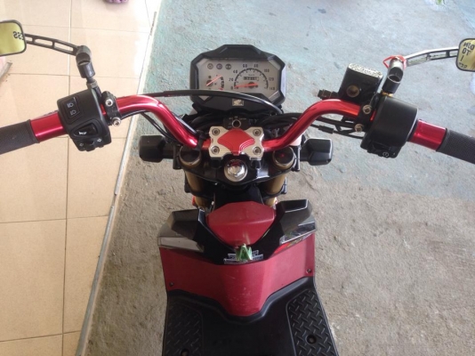 __ZOOMER X ปี13 คอมบายเบรค ดำแดง 33,000บาท__