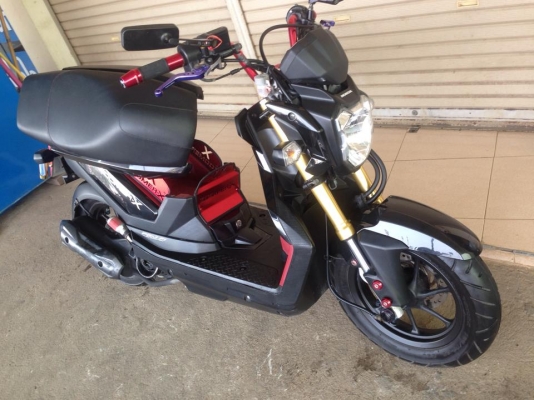 __ZOOMER X ปี13 คอมบายเบรค ดำแดง 33,000บาท__