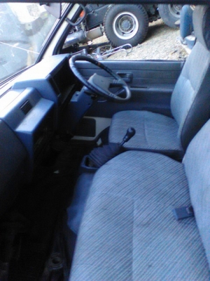 อีซูซุNKR110