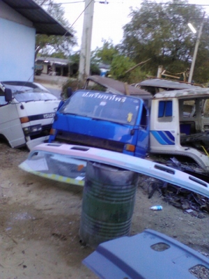 อีซูซุNKR110