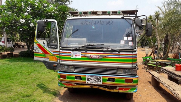 ขาย6ล้อ ยาง900 HINO FF3H195 ยาว7.20เมตร ปี36สภาพเดิมสวย แชชซีสวย สภาพพร้อมวิ่งงาน เอกสารเล่มทะเบียนพร้อมโอน