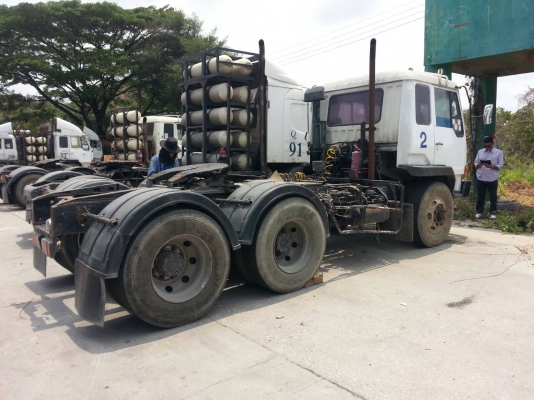 ขายรถบรรทุก 10 ล้อหัวลาก MITSUBISHI FN527 FN528 มีใส่เครื่องแดวู 320 กับเครื่องเดิม ราคา 470000
