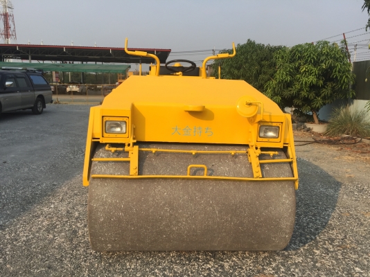 ขายรถบด4ตันKAWASAKIรุ่นKV4A||นำเข้าญี่ปุ่นเอวอ่อนขับ2เพลาเครื่องอีซูซุสภาพดีพร้อมใช้งาน ขายรถบด4ตันKAWASAKIรุ่นKV4A||นำเข้าญี่ปุ่นเอวอ่อนขับ2เพลาเครื่องอีซูซุสภาพดีพร้อมใช้งาน