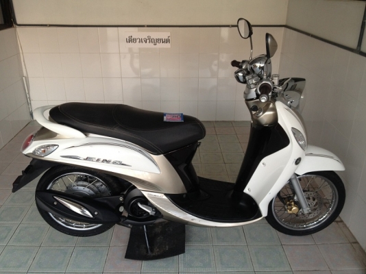 Fino Fi ตัวTop ลายPremium วิ่ง4000 ปี57 (ของแถม 4 รายการ)