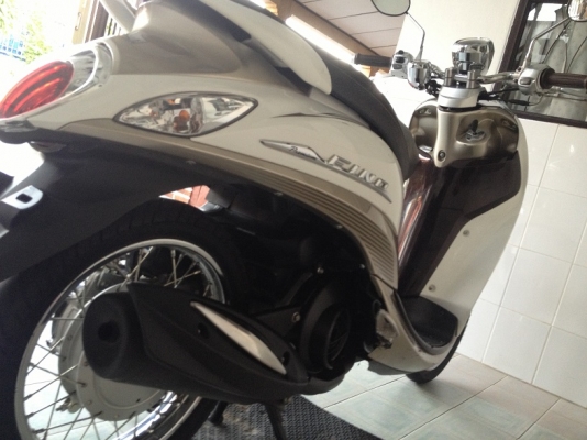 Fino Fi ตัวTop ลายPremium วิ่ง4000 ปี57 (ของแถม 4 รายการ)