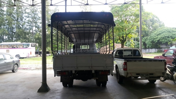 รถบรรทุก 6 ล้อ HINO FA141 ทุกอย่างเดิมๆทั้งหมด