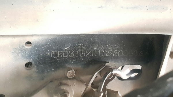 รถบรรทุก 6 ล้อ HINO FA141 ทุกอย่างเดิมๆทั้งหมด