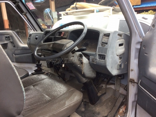 รถบรรทุก 6 ล้อ HINO FA141 ทุกอย่างเดิมๆทั้งหมด