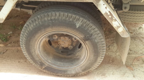 รถบรรทุก 6 ล้อ HINO FA141 ทุกอย่างเดิมๆทั้งหมด