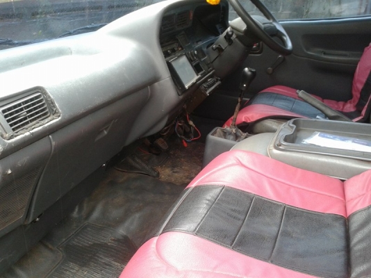 ขายได้ขายเลย  รถตู้สวยๆๆเครื่องดีมากแอร์เย็นภายในสวย