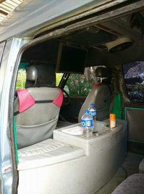 ขายได้ขายเลย  รถตู้สวยๆๆเครื่องดีมากแอร์เย็นภายในสวย