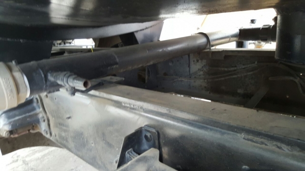 รถฮีโน่ 6 ล้อ บรรทุกน้ำ FG1J 220 แรงม้า. ปี 49.   ( รถวิ่ง 35x,xxx กม. )     สนใจติดต่อ  081 - 6079515