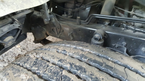 รถฮีโน่ 6 ล้อ บรรทุกน้ำ FG1J 220 แรงม้า. ปี 49.   ( รถวิ่ง 34x,xxx กม. )      สนใจติดต่อ  081 - 6079515