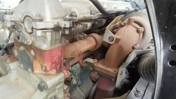 รถฮีโน่ 6 ล้อ บรรทุกน้ำ FG1J 220 แรงม้า. ปี 49.   ( รถวิ่ง 34x,xxx กม. )      สนใจติดต่อ  081 - 6079515