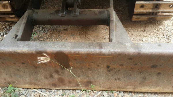 ขายรถ ยี่ห้อ KOMATSU รุ่น PC30 ขายรถ ยี่ห้อ KOMATSU รุ่น PC30