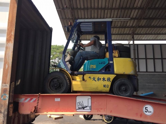 ขาย ฟอล์คลิฟต์ 2.5 ตัน KOMATSU FD25HW-12 รถนอกนำเข้าจากญี่ปุ่น ดีเซล เสา 4 เมตร งาฮิ้ง ขาย ฟอล์คลิฟต์ 2.5 ตัน KOMATSU FD25HW-12 รถนอกนำเข้าจากญี่ปุ่น ดีเซล เสา 4 เมตร งาฮิ้ง