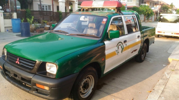 มิตซูบิชิ สตาด้า 4ประตู มิตซูบิชิ สตาด้า 4ประตู