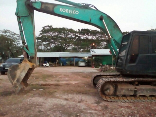 ขายด่วนครับsk200พร้อมใช้งานแทรกโซ่ใหม่ใบใหม่ปั้ม บุ้งกี๋ใหม่รถยุหนองคายราคา450000บาท