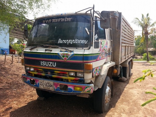 ขายร็อกกี้ดั้ม2เพลา เครื่อง210แรง พาวเวอร์ จิ๊ฟฟี่ เอกสารพร้อมโอน สนใจโทร 090-8588220คุณนะ 093-3258446คุณบิว หรือเข้าดูสินค้าอื่นๆได้ที่ www.truck.in.th/498 หรือเพจFacebook ณรงค์ ซื้อขายรถมือสอง (เว็บไซต์ส่วนตัว) หรือFacebook คุณนะ รถบรรทุก